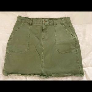 Vineyard Vines Utility Skirt